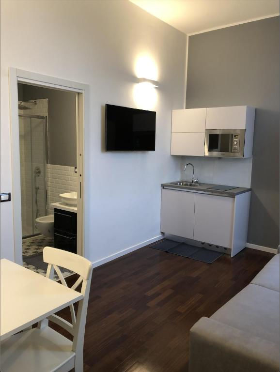 Suites Mansion Mono Primo Piano - casa vacanze a Rozzano