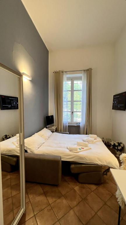 Suites Mansion Mono Piano Terra - casa vacanze a Rozzano