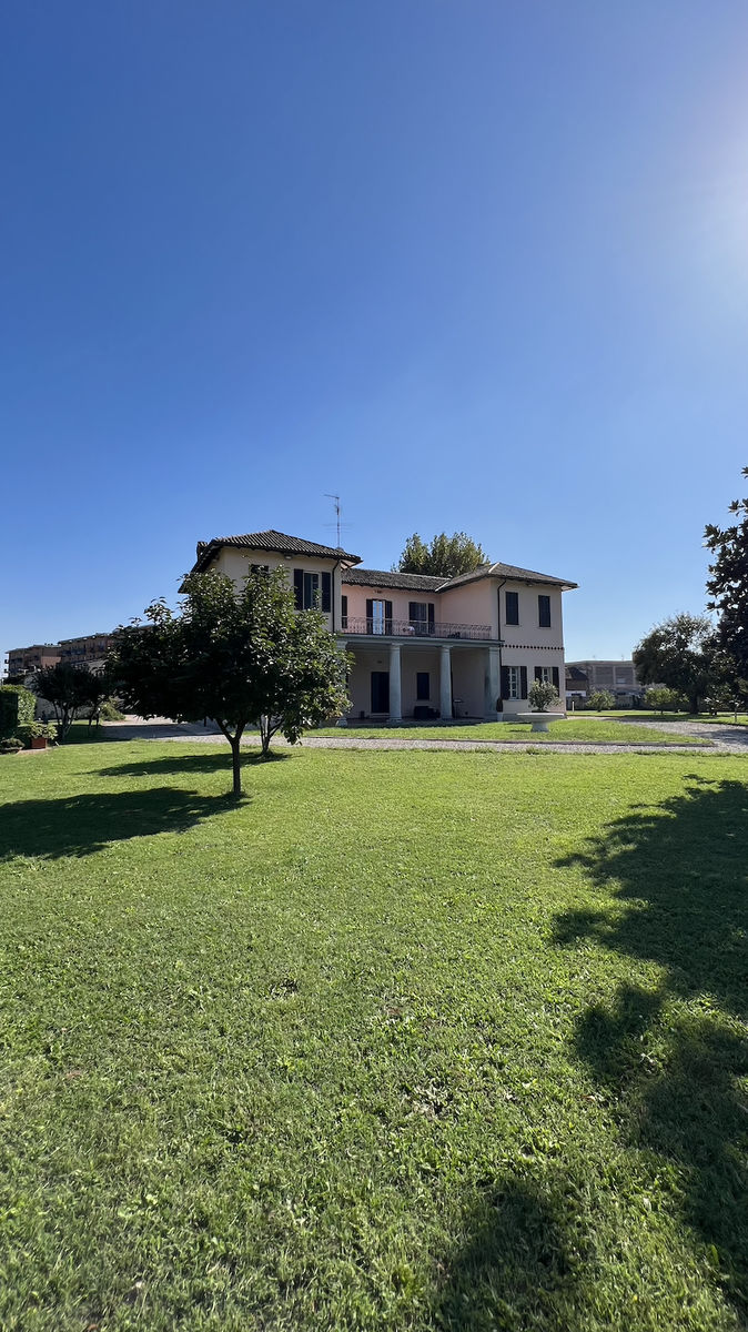 Il giardino in comune con la villa